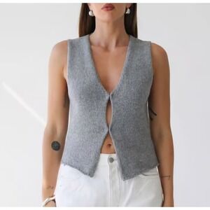 Rumored Heather Gray Prince Street Knit Vest Sleeveless Top Size Small